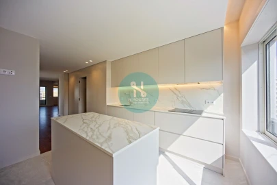 Apartamento T4 para Venda em São Vitor (Braga)