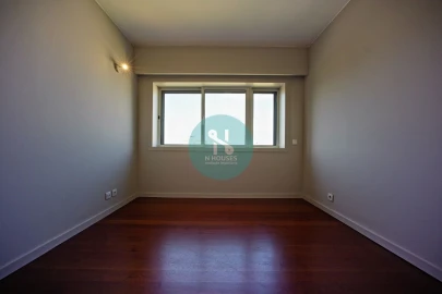 Apartamento T4 para Venda em São Vitor (Braga)