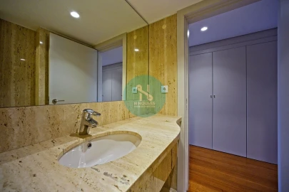 Apartamento T4 para Venda em São Vitor (Braga)