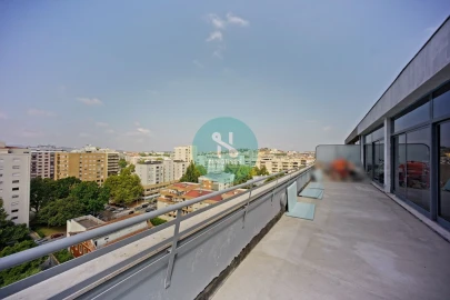 Apartamento T4 para Venda em São Vitor (Braga)