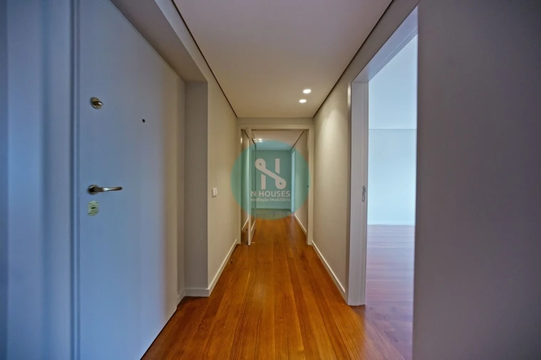 Apartamento T4 para Venda em São Vitor (Braga) Foto 21