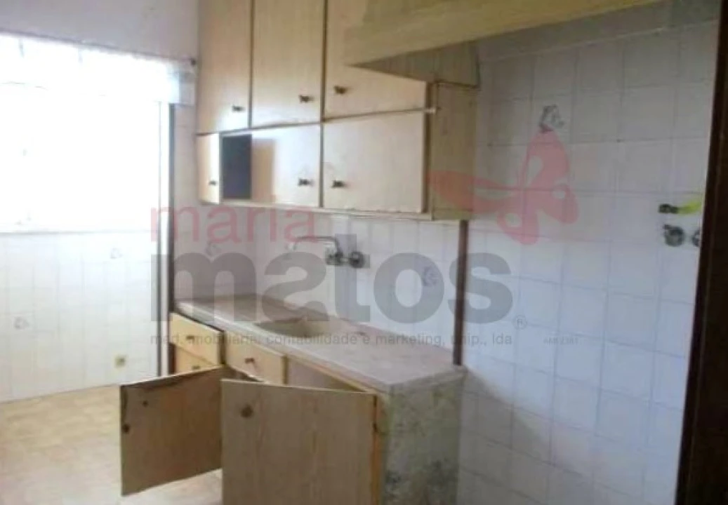 Prédio para Venda em Peniche Foto 3