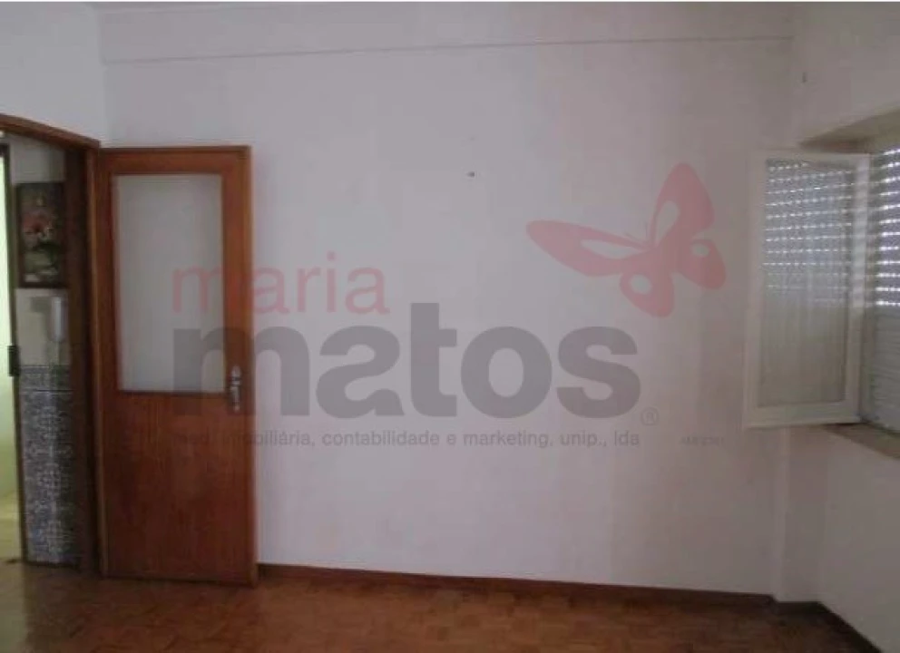 Prédio para Venda em Peniche Foto 7