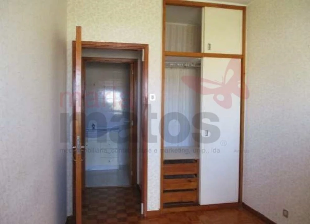 Prédio para Venda em Peniche Foto 9