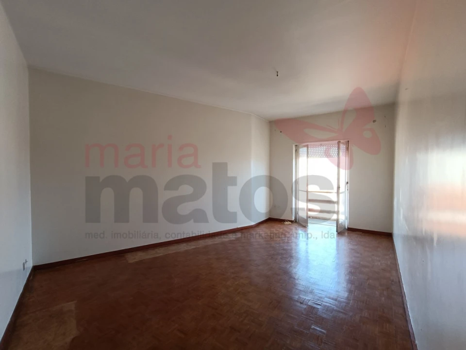 Prédio para Venda em Peniche Foto 19