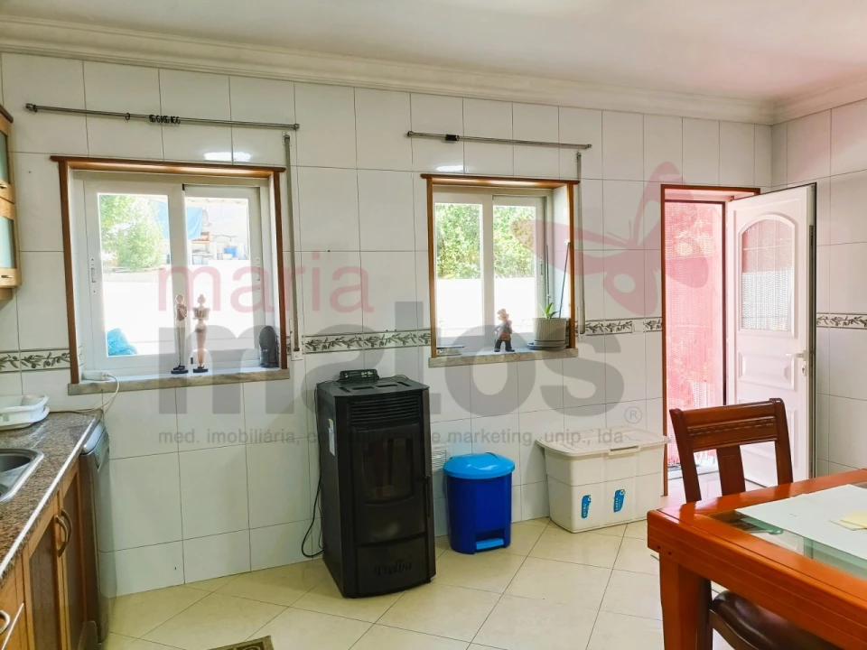 Moradia T3 para Venda em Lourinhã e Atalaia Foto 5