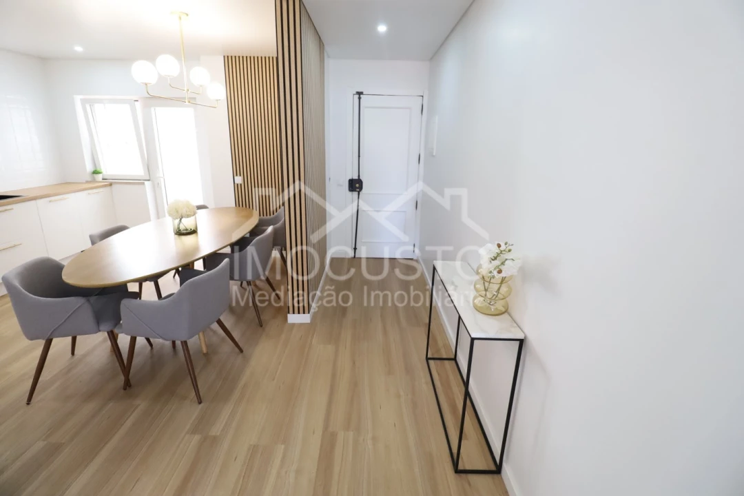 Apartamento T3 para Venda em Vila Real de Santo Antonio Foto 1