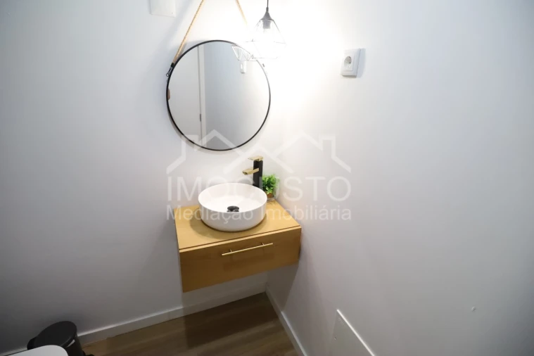 Apartamento T3 para Venda em Vila Real de Santo Antonio Foto 5