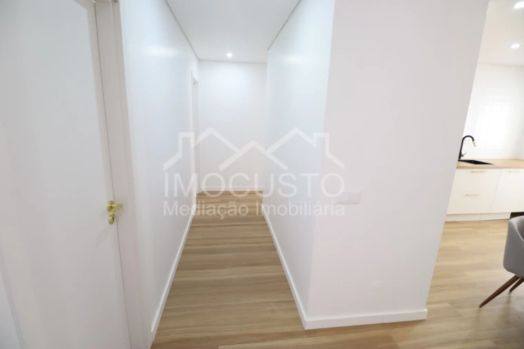 Apartamento T3 para Venda em Vila Real de Santo Antonio Foto 8