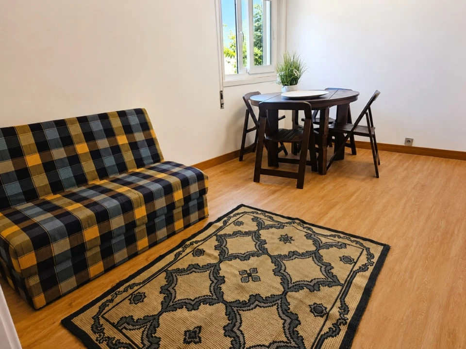 Apartamento T1 para Venda em Corroios Foto 1