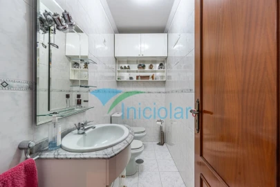 Moradia T3 para Venda em Milheiros