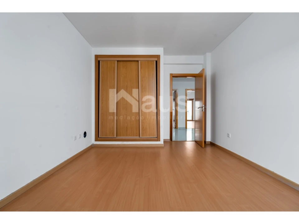 Apartamento T4 para Venda em Pinhal Novo Foto 13