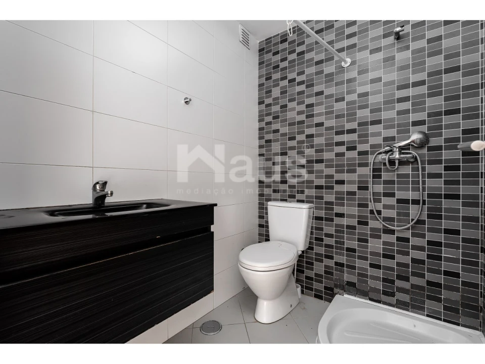 Apartamento T4 para Venda em Pinhal Novo Foto 19