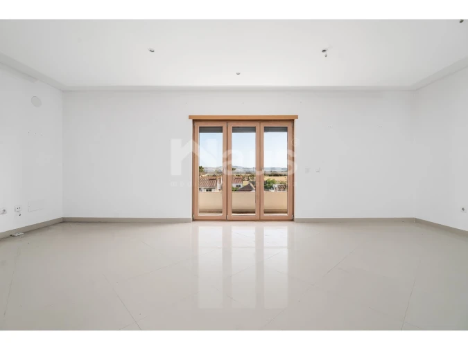 Apartamento T4 para Venda em Pinhal Novo Foto 3