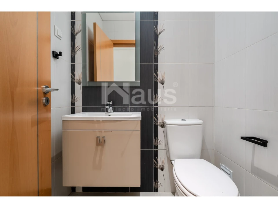 Apartamento T4 para Venda em Pinhal Novo Foto 10