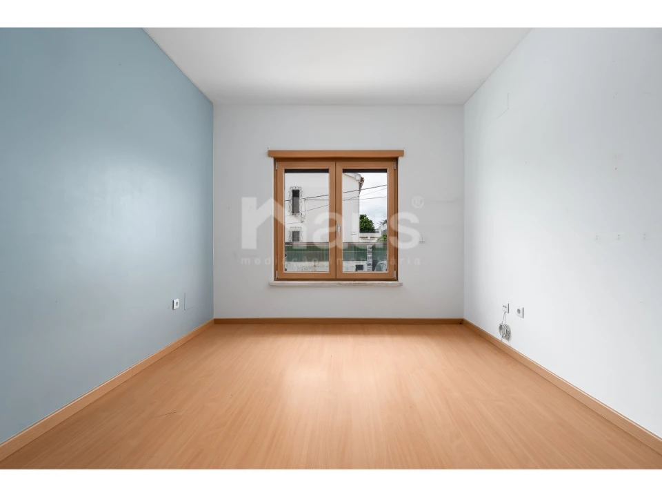 Apartamento T4 para Venda em Pinhal Novo Foto 11