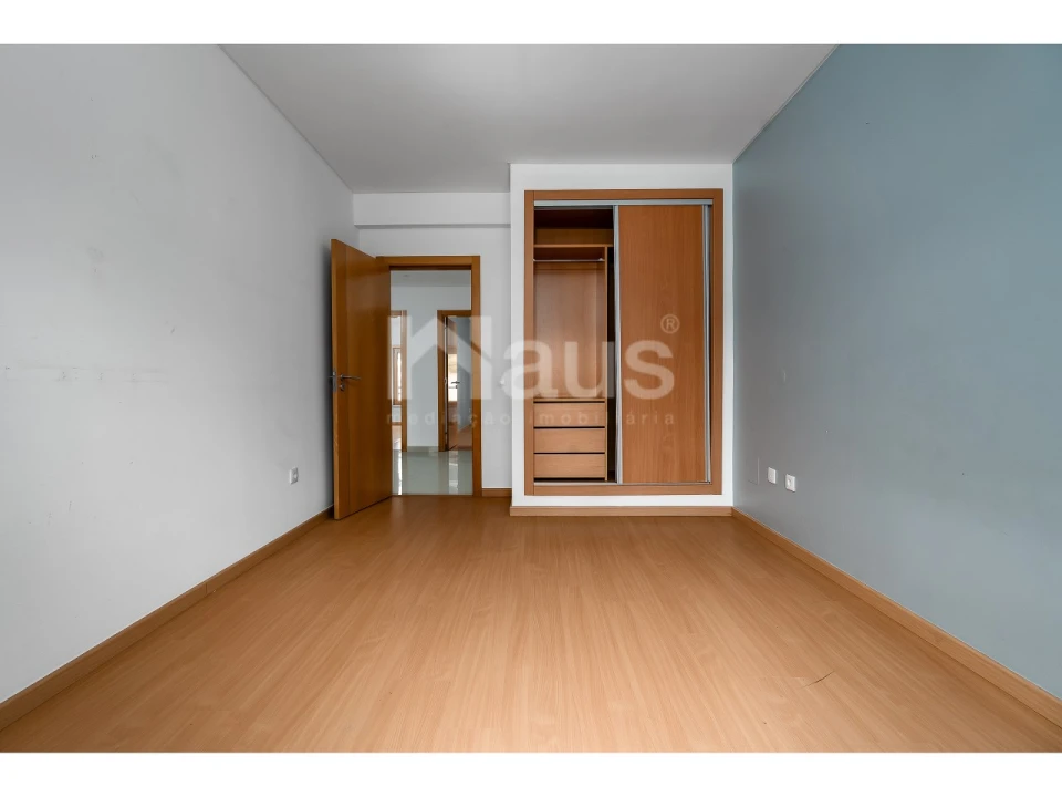 Apartamento T4 para Venda em Pinhal Novo Foto 13