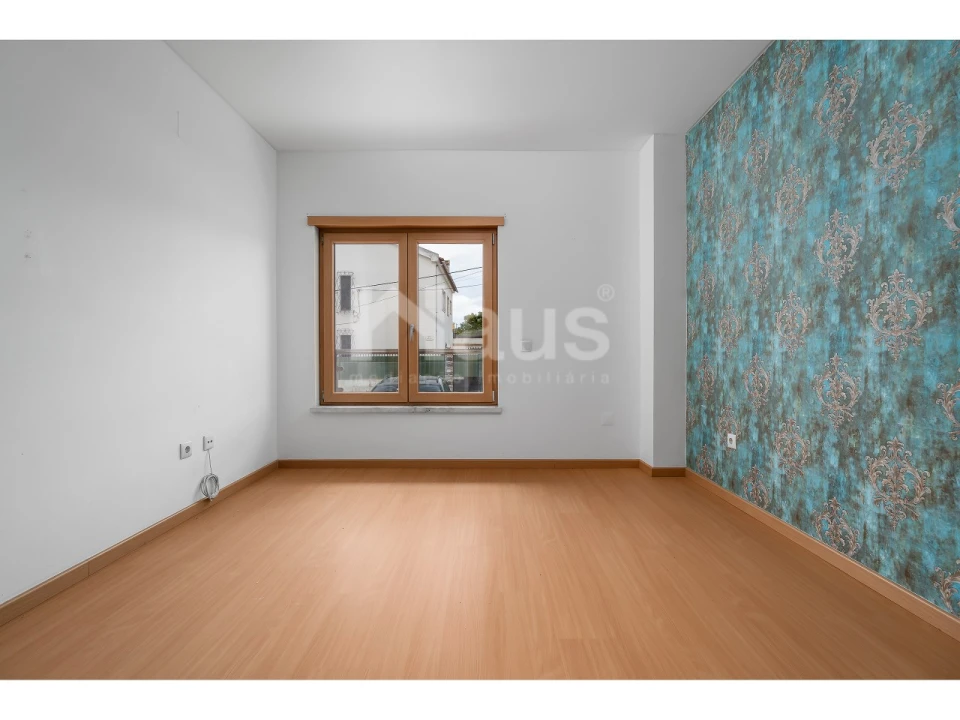 Apartamento T4 para Venda em Pinhal Novo Foto 14
