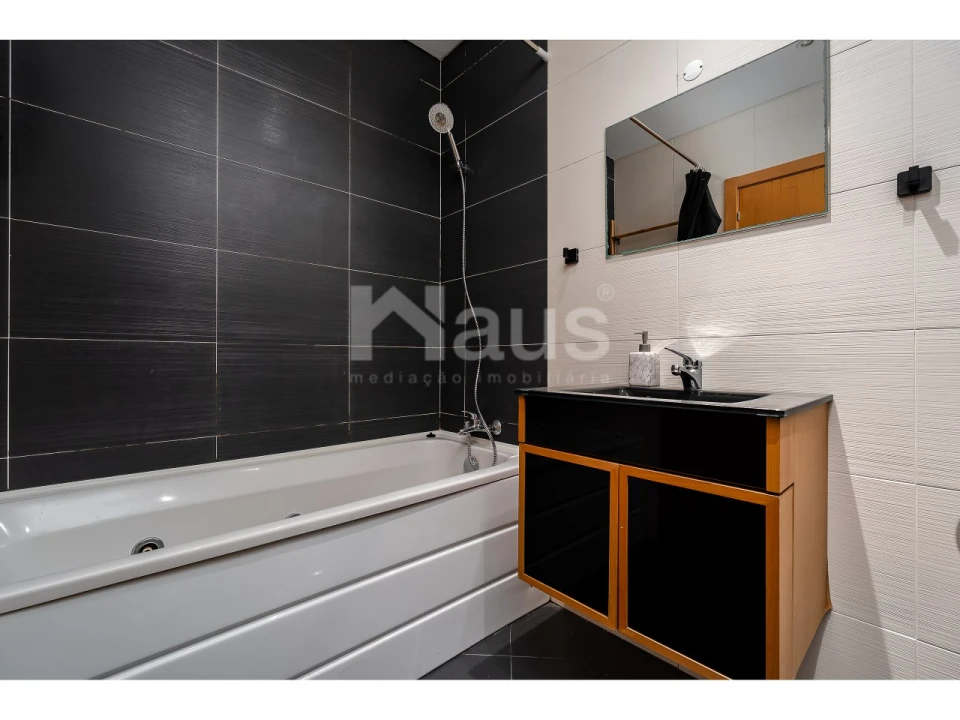 Apartamento T4 para Venda em Pinhal Novo Foto 17