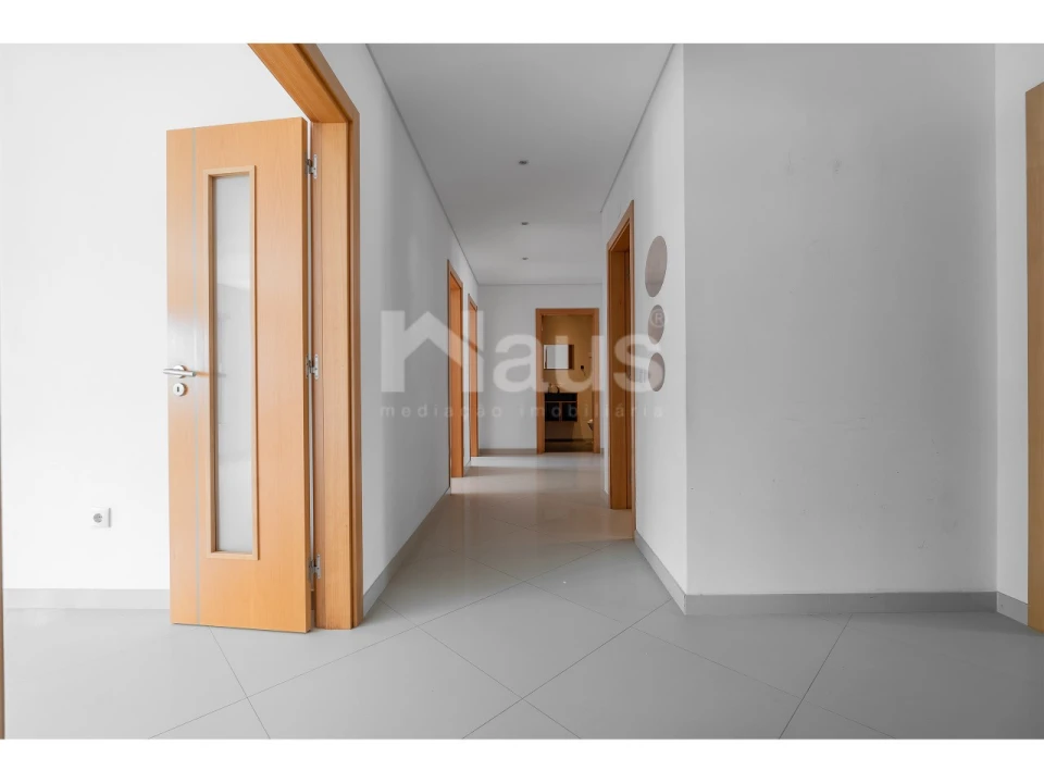 Apartamento T4 para Venda em Pinhal Novo Foto 5
