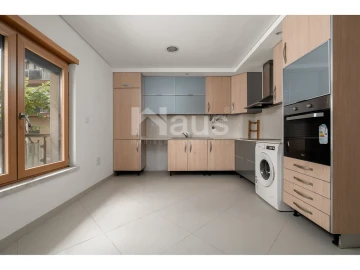 Apartamento T4 para Venda em Pinhal Novo