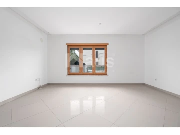 Apartamento T4 para Venda em Pinhal Novo
