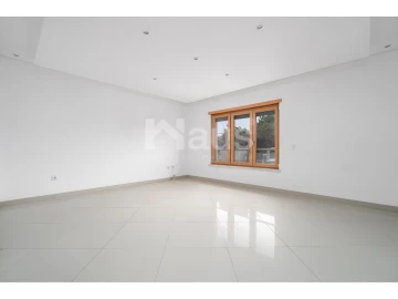 Apartamento T4 para Venda em Pinhal Novo