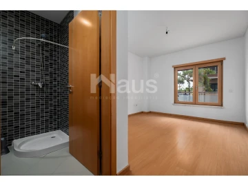 Apartamento T4 para Venda em Pinhal Novo