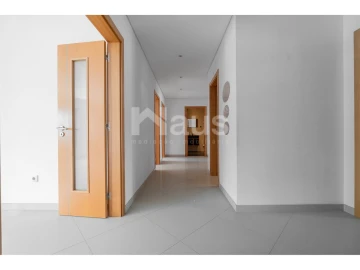 Apartamento T4 para Venda em Pinhal Novo