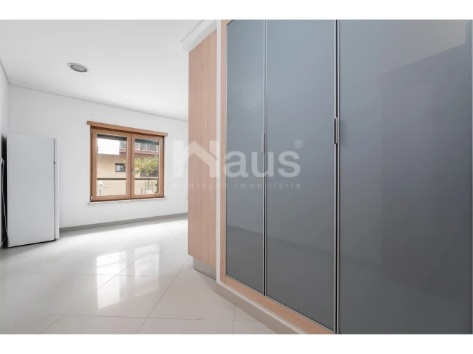 Apartamento T4 para Venda em Pinhal Novo Foto 4