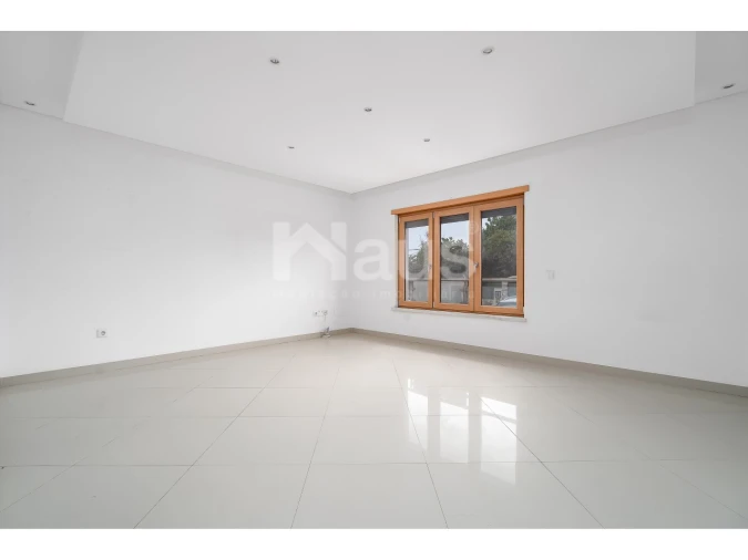 Apartamento T4 para Venda em Pinhal Novo Foto 7