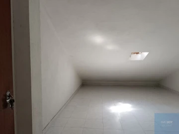 Apartamento T3 para Venda em Marvila, Ribeira Santarém, São Salvador, São Nicolau
