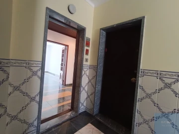 Apartamento T3 para Venda em Marvila, Ribeira Santarém, São Salvador, São Nicolau
