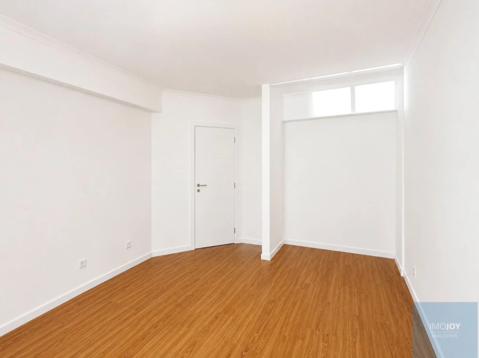 Apartamento T3 para Venda em Algueirão-Mem Martins Foto 11