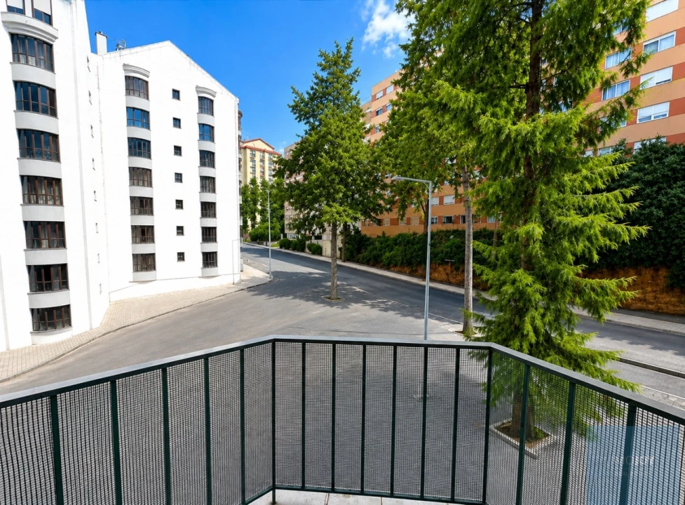 Apartamento T3 para Venda em Algueirão-Mem Martins Foto 16
