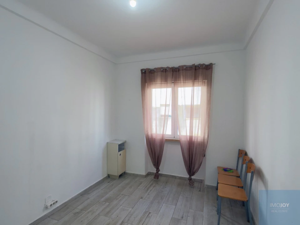 Apartamento T2 para Venda em Portimão Foto 1