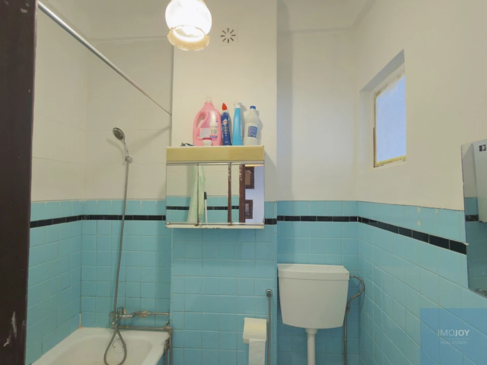 Apartamento T2 para Venda em Portimão Foto 16