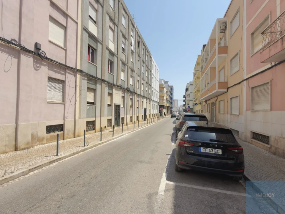 Apartamento T2 para Venda em Portimão Foto 18