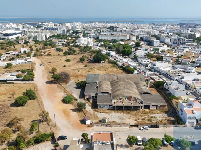 Terreno para Venda em Quelfes Foto 6