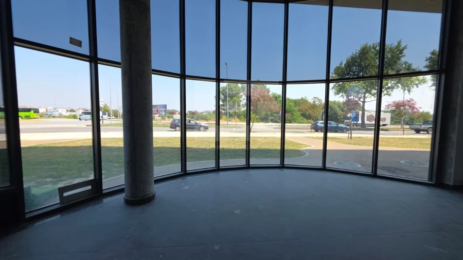 Loja para Venda em Repeses e São Salvador