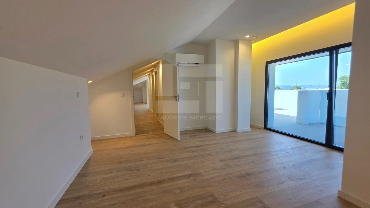 Apartamento T2 para Venda em Repeses e São Salvador Foto 15
