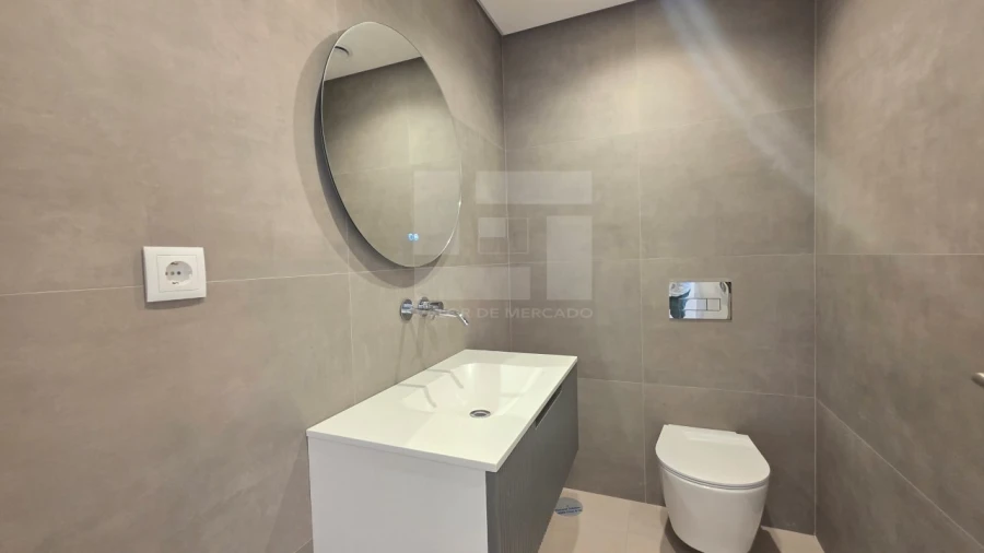 Apartamento T2 para Venda em Repeses e São Salvador Foto 5