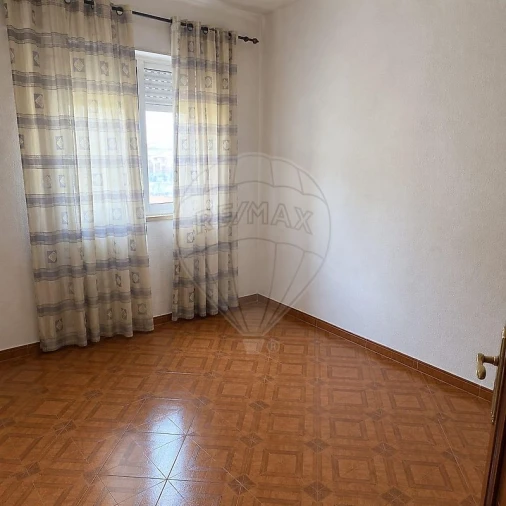 Apartamento T3 para Arrendamento em Odivelas Foto 2