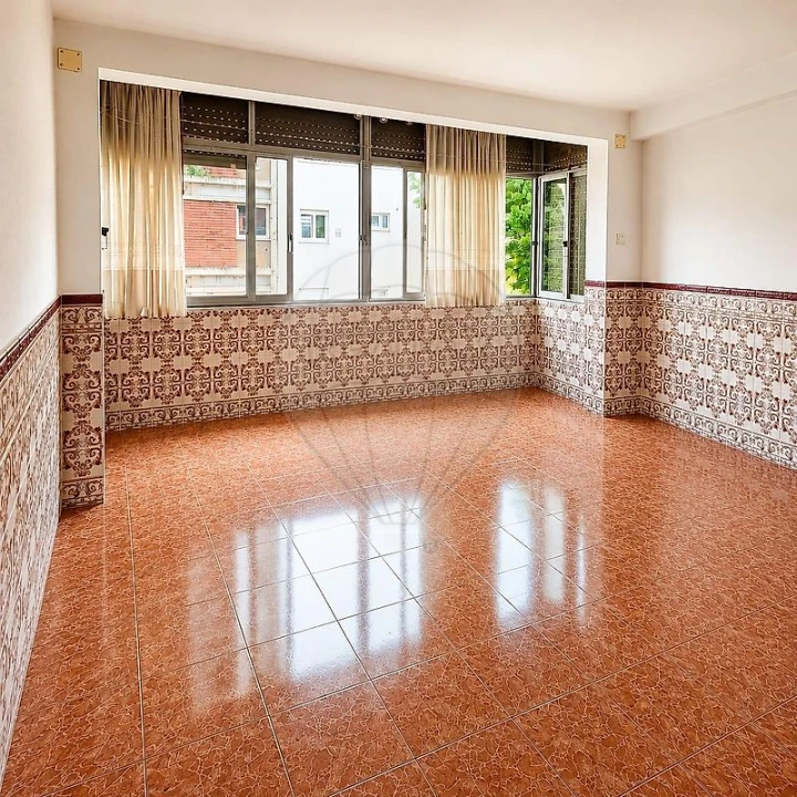 Apartamento T3 para Arrendamento em Odivelas Foto 6