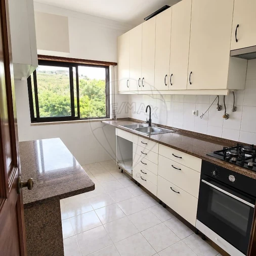 Apartamento T1 para Venda em Cacém e São Marcos Foto 2