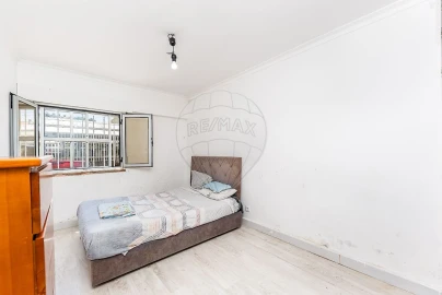 Apartamento T2 para Venda em Algueirão-Mem Martins