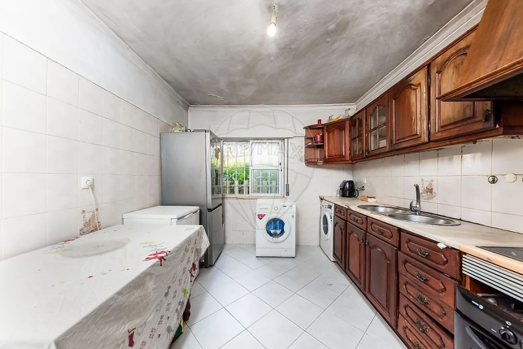 Apartamento T2 para Venda em Algueirão-Mem Martins Foto 4