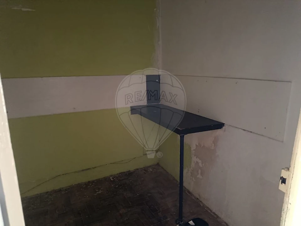Moradia T2 para Venda em Valada Foto 8