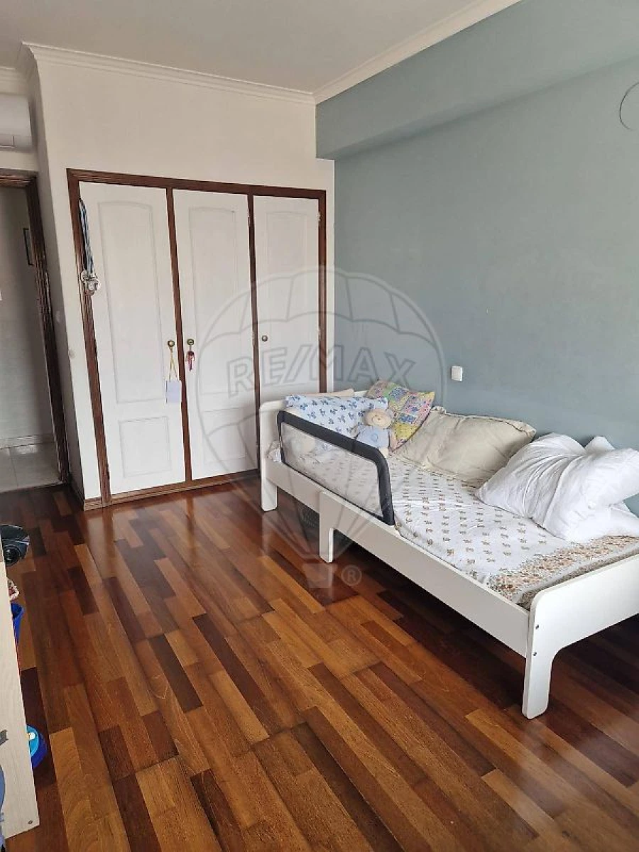 Apartamento T3 para Venda em Carregado e Cadafais Foto 20