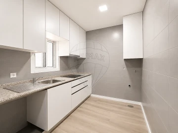 Moradia T2 para Arrendamento em Mafamude e Vilar do Paraíso
